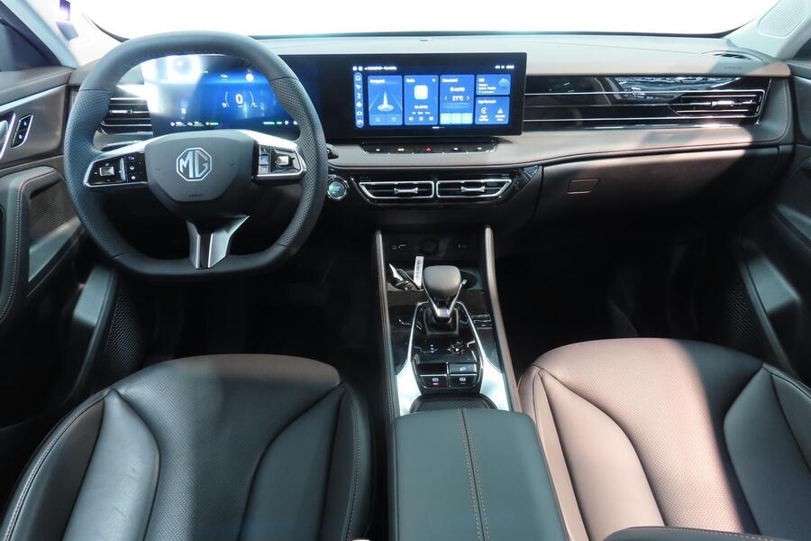 MG HS vaihtoauto