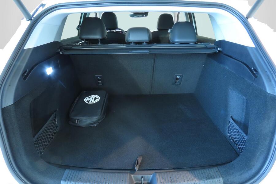 MG HS vaihtoauto