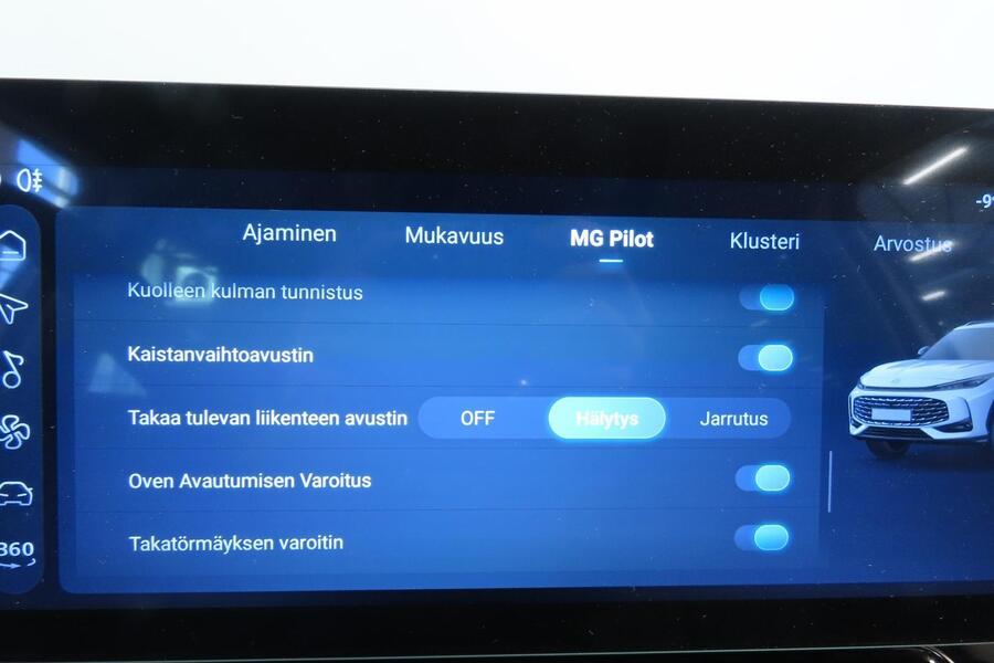 MG HS vaihtoauto