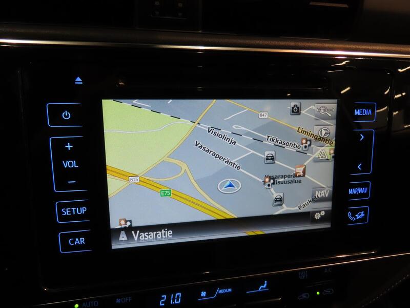 Toyota Auris vaihtoauto