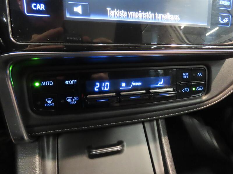 Toyota Auris vaihtoauto