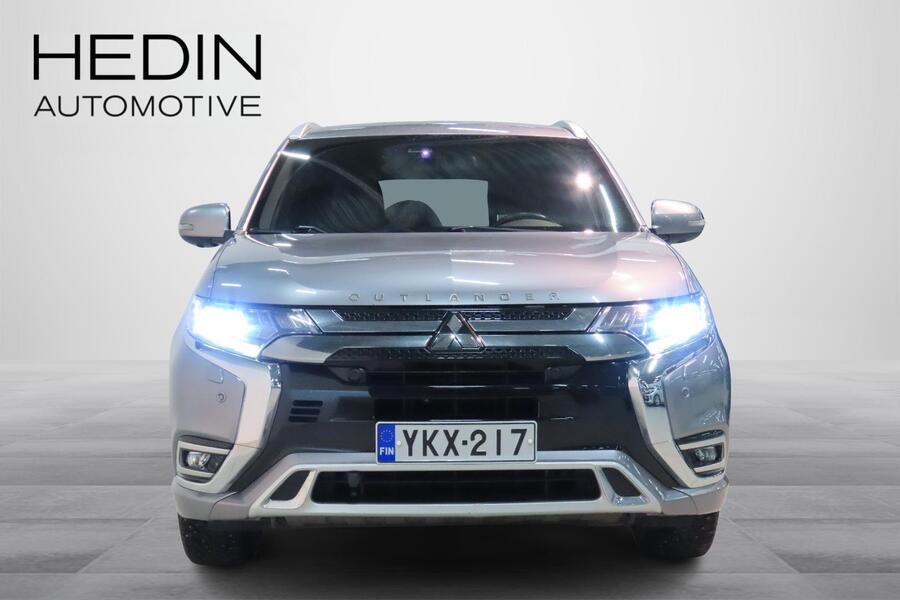 Mitsubishi Outlander PHEV vaihtoauto