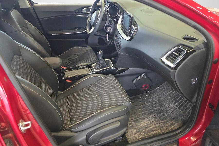 Kia XCeed vaihtoauto