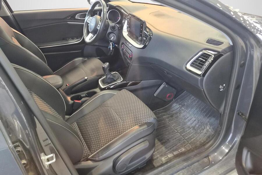 Kia Ceed vaihtoauto