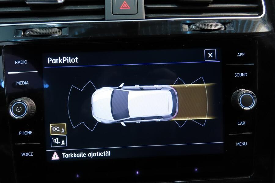 Volkswagen Golf vaihtoauto