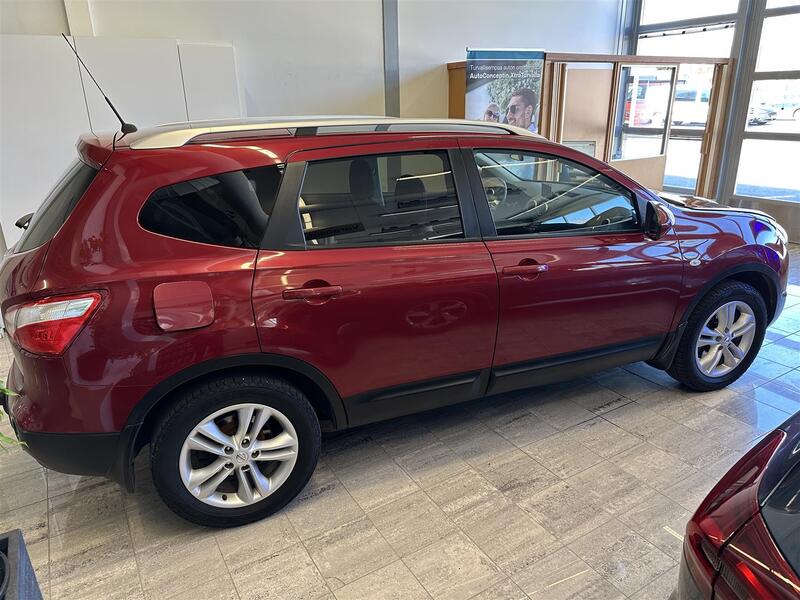 Nissan Qashqai+2 vaihtoauto