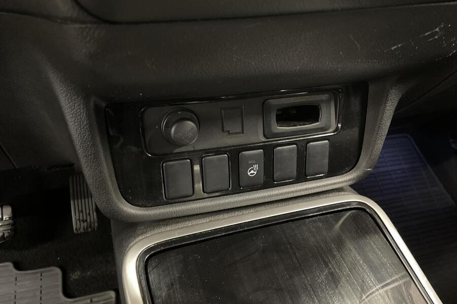 Mitsubishi Outlander PHEV vaihtoauto