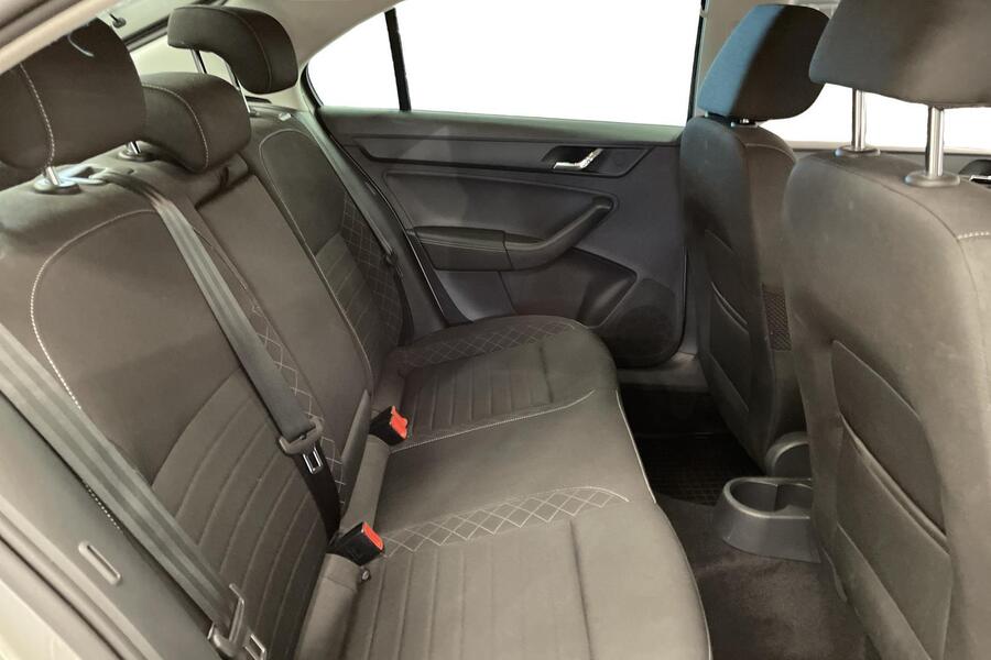 Skoda Rapid vaihtoauto