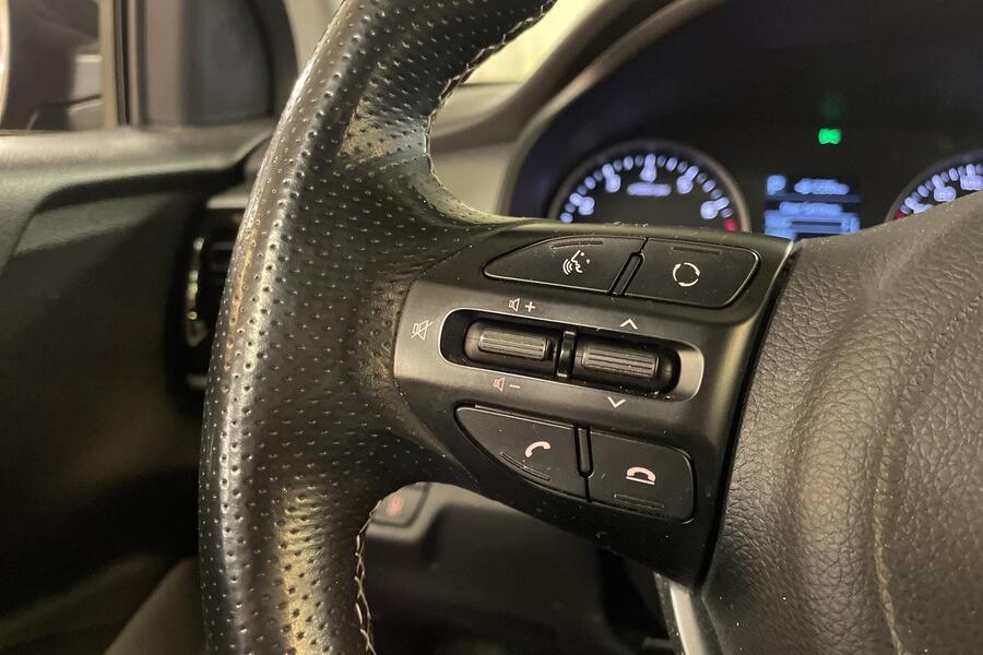 Kia Stonic vaihtoauto