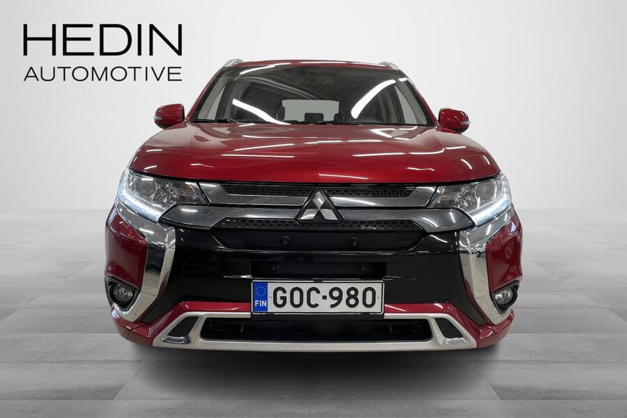 Mitsubishi Outlander PHEV vaihtoauto