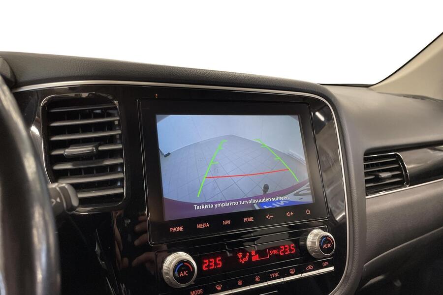 Mitsubishi Outlander PHEV vaihtoauto