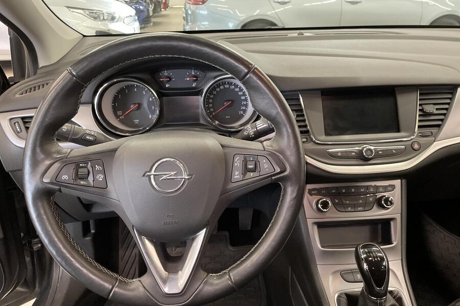 Opel Astra vaihtoauto