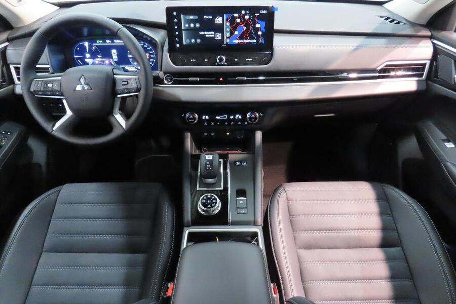 Mitsubishi Outlander vaihtoauto