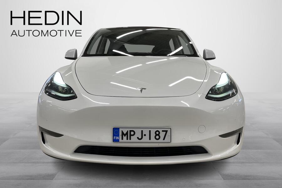 Tesla Model Y vaihtoauto