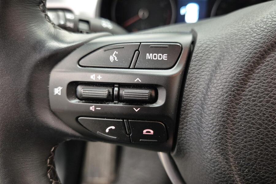 Kia Stonic vaihtoauto