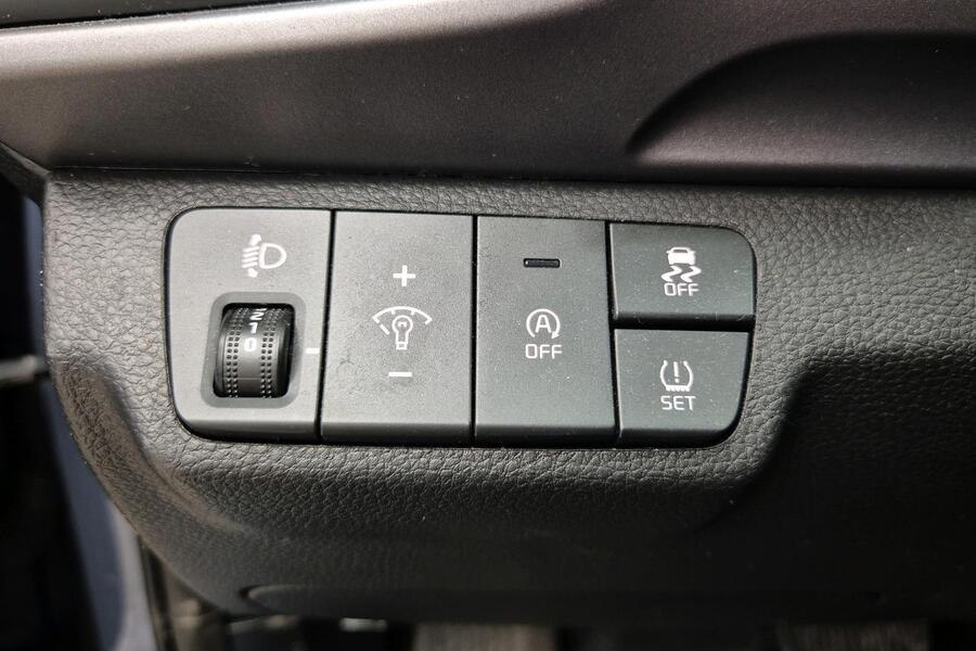 Kia Stonic vaihtoauto