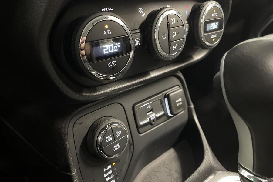 Jeep Renegade vaihtoauto