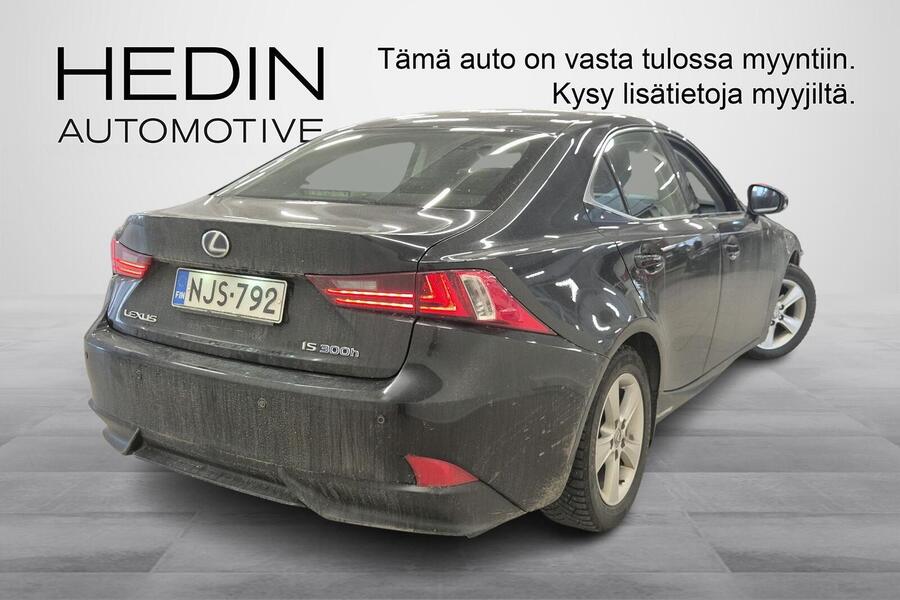 Lexus IS vaihtoauto