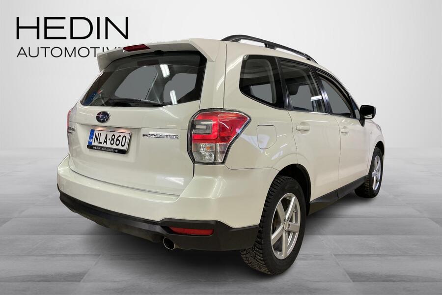 Subaru Forester vaihtoauto