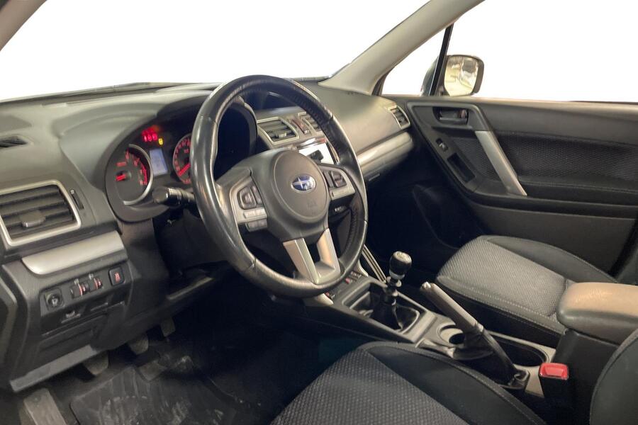 Subaru Forester vaihtoauto