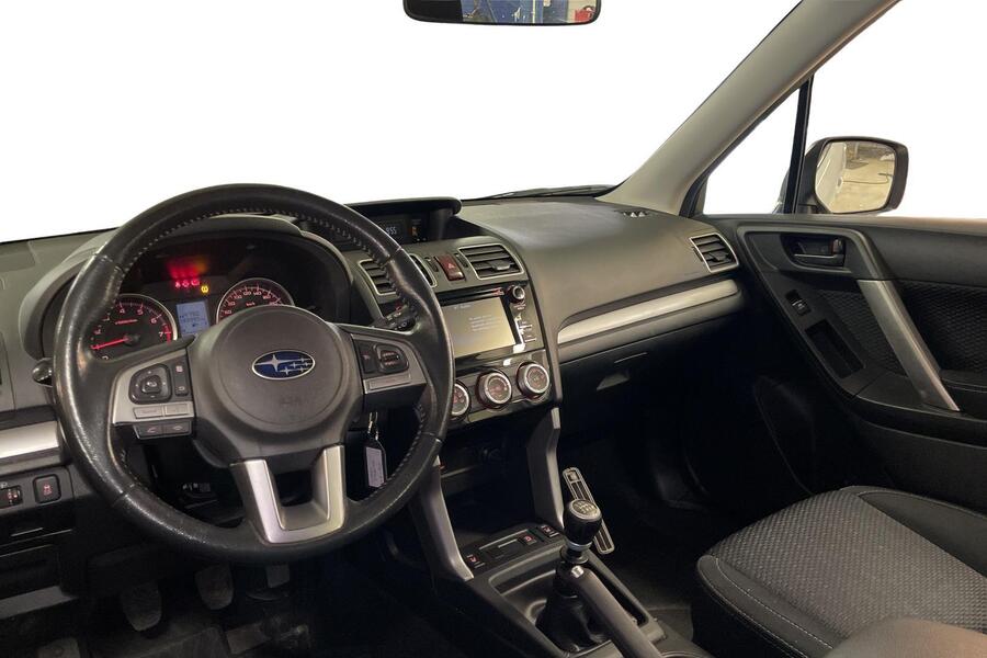 Subaru Forester vaihtoauto