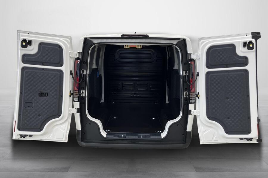 Kia PV5 Cargo vaihtoauto