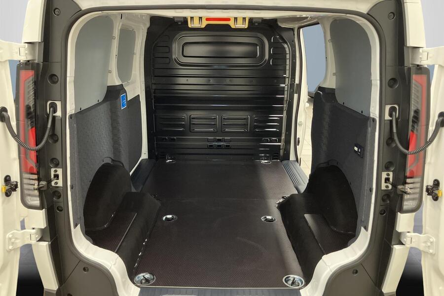 Kia PV5 Cargo vaihtoauto