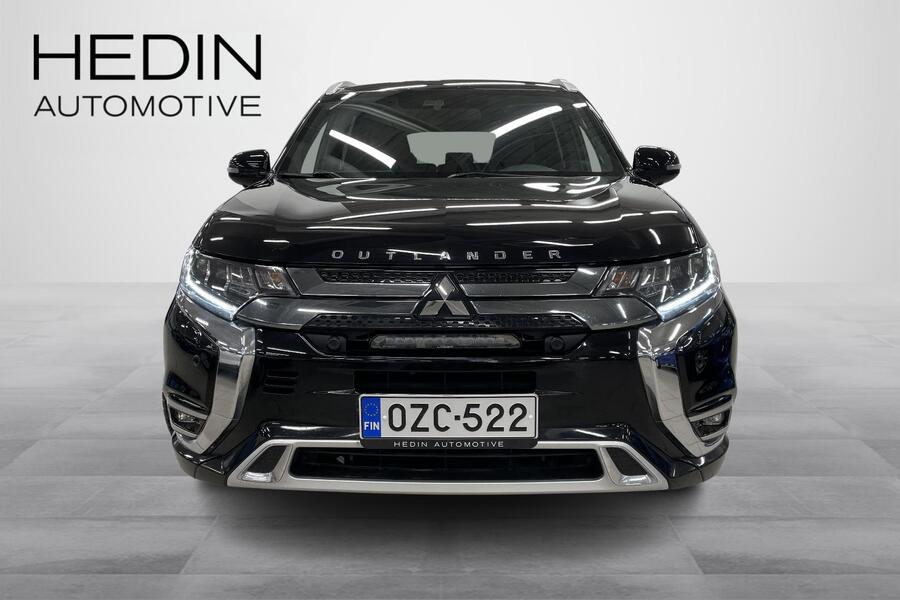 Mitsubishi Outlander PHEV vaihtoauto