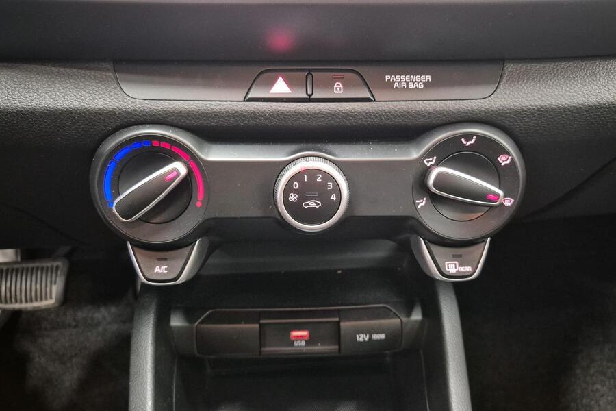 Kia Stonic vaihtoauto