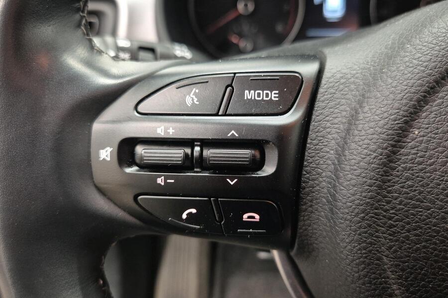 Kia Stonic vaihtoauto