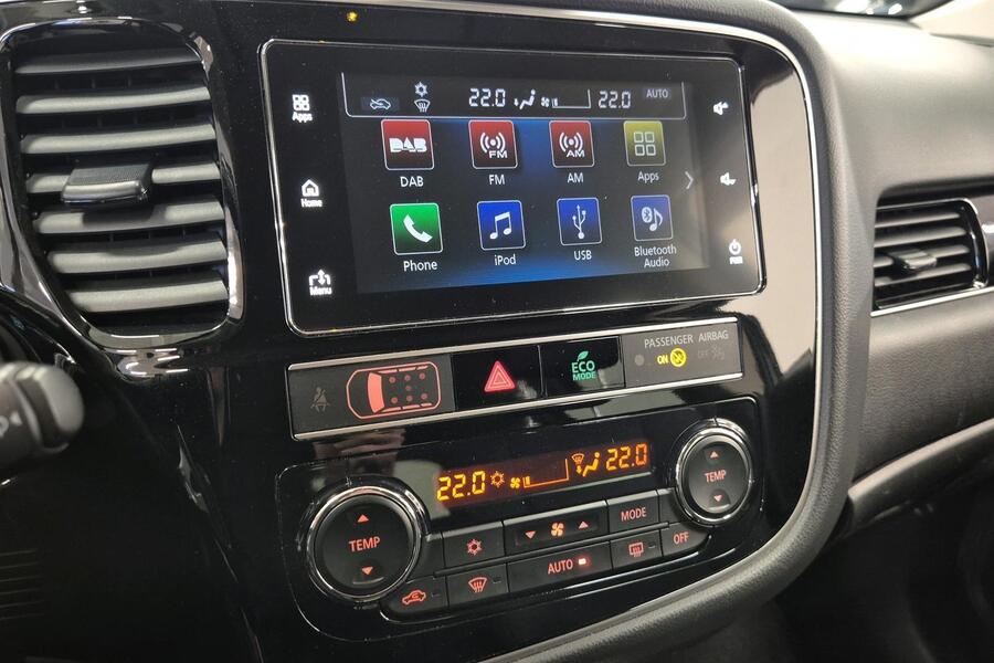 Mitsubishi Outlander PHEV vaihtoauto