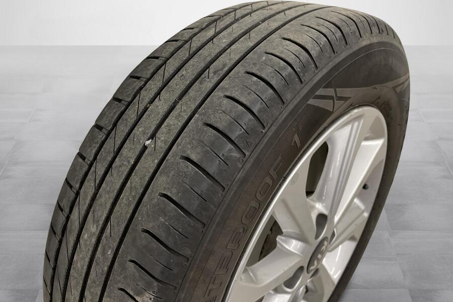 Kia Stonic vaihtoauto