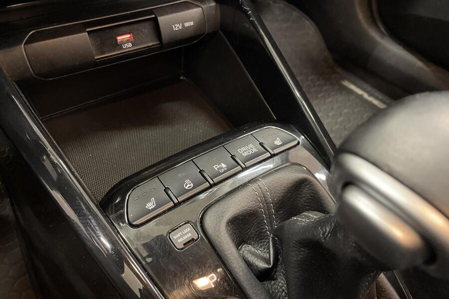 Kia Stonic vaihtoauto