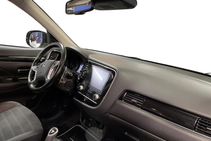 Mitsubishi Outlander PHEV vaihtoauto