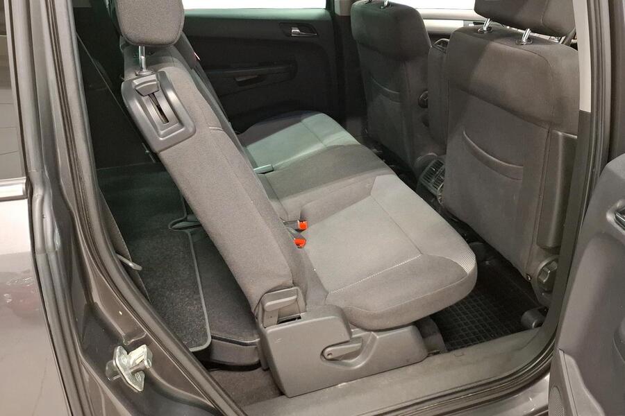 Opel Zafira vaihtoauto