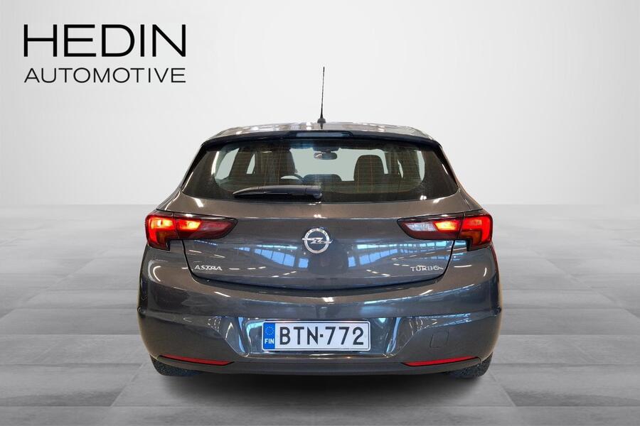 Opel Astra vaihtoauto