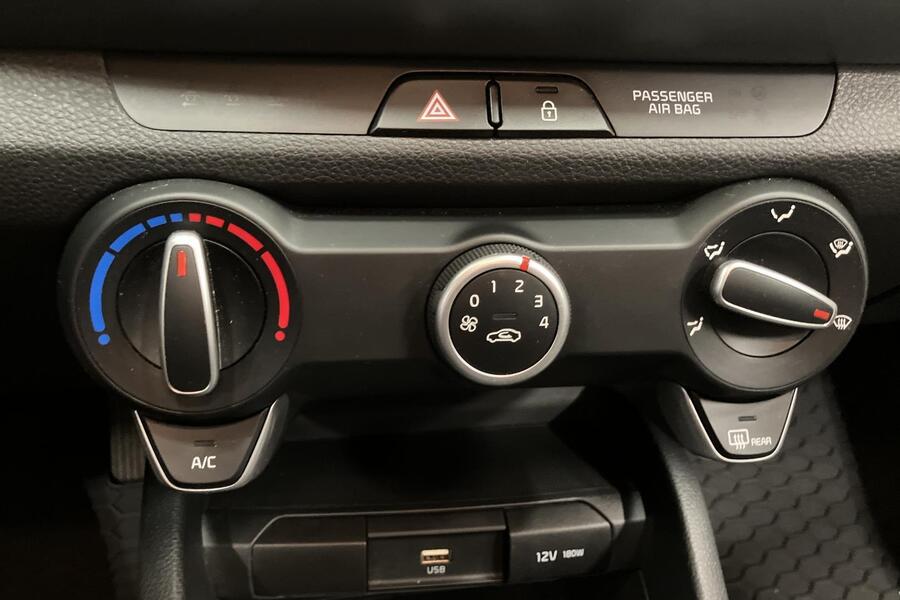 Kia Stonic vaihtoauto