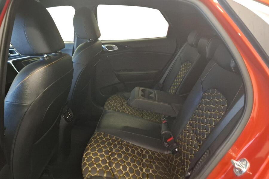 Kia XCeed vaihtoauto