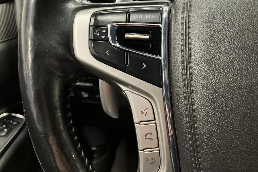 Mitsubishi Outlander PHEV vaihtoauto