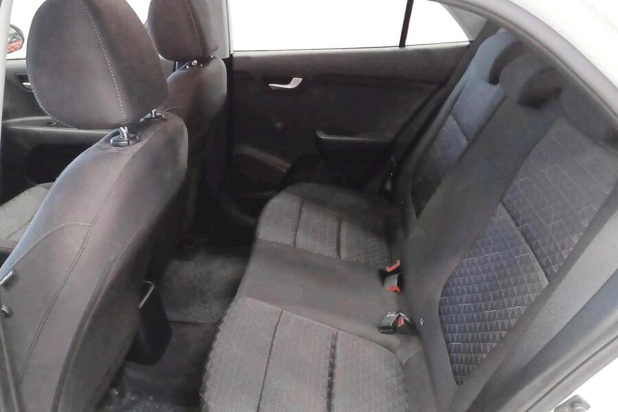 Kia Rio vaihtoauto