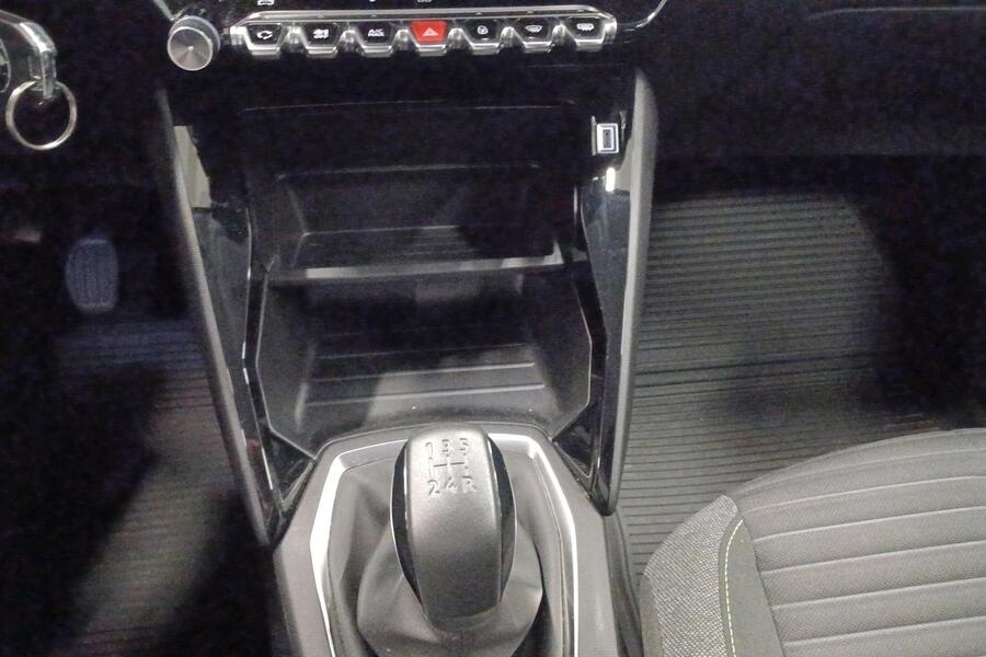 Peugeot 208 vaihtoauto