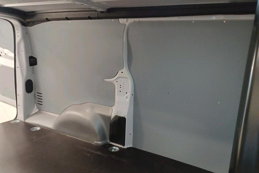 Opel Vivaro vaihtoauto