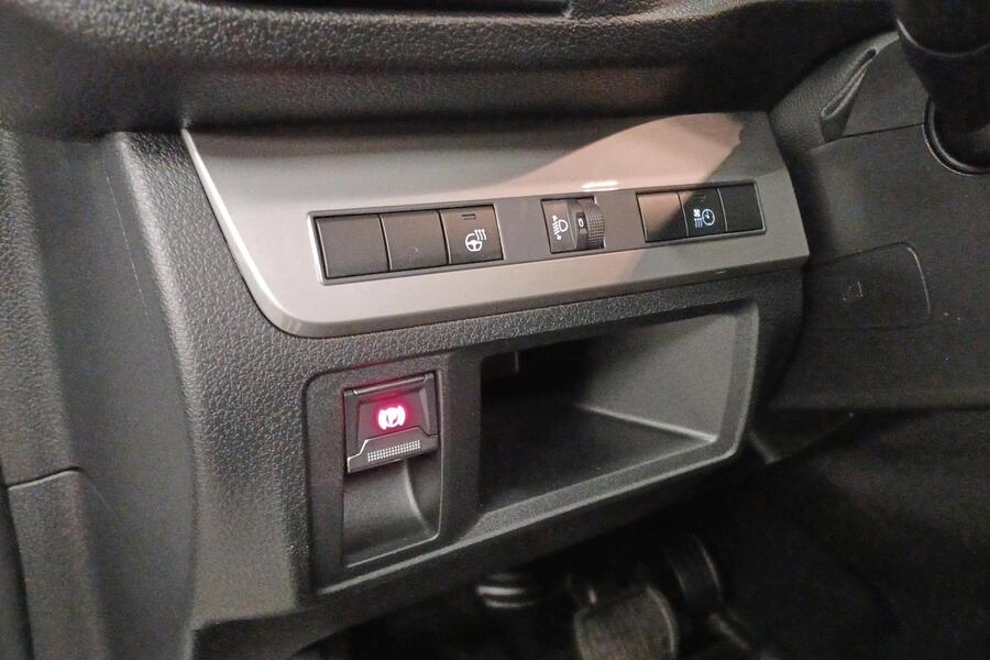 Opel Vivaro vaihtoauto