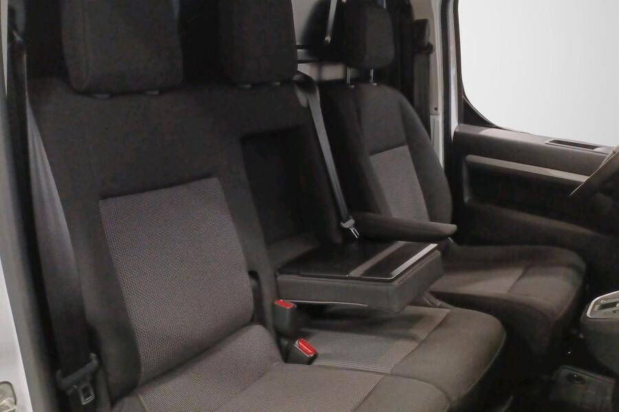 Opel Vivaro vaihtoauto