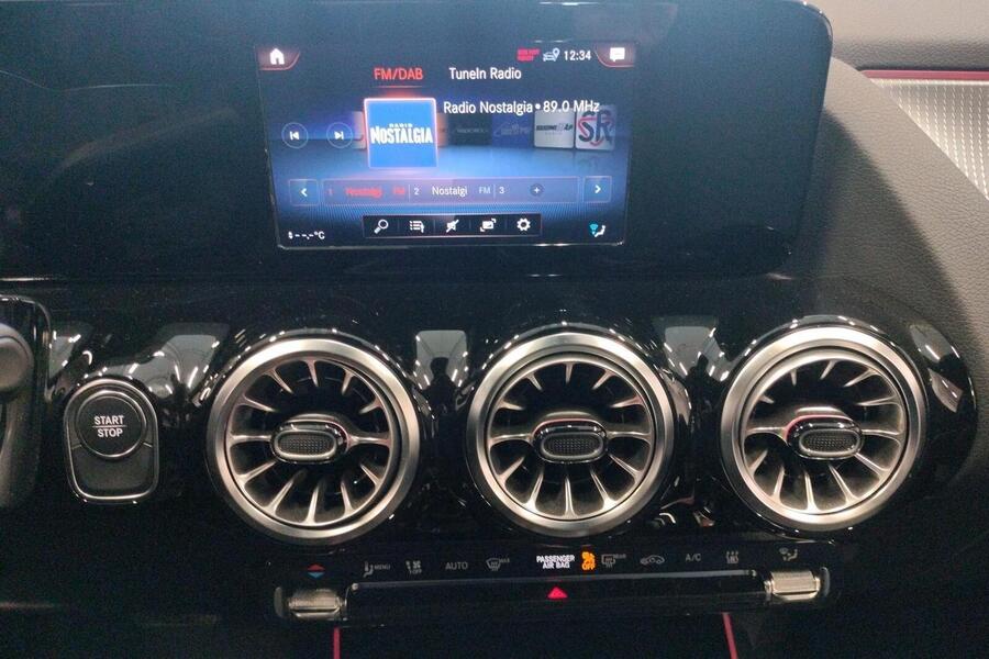 Mercedes-Benz EQA vaihtoauto