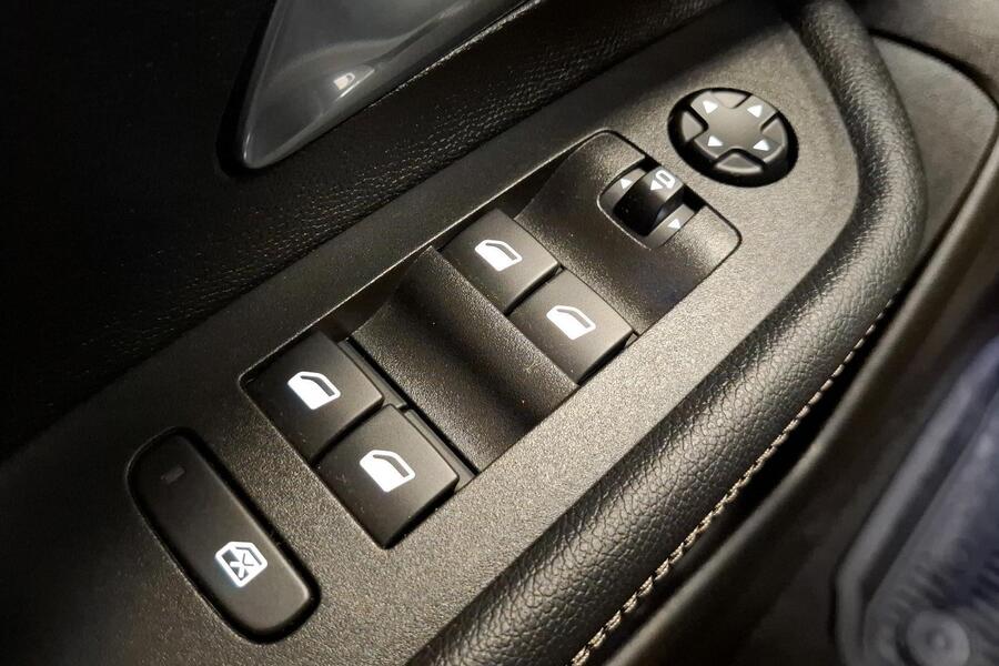 Opel Mokka-e vaihtoauto