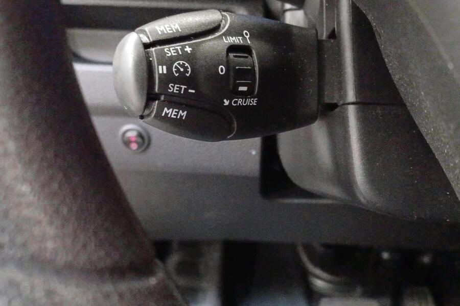 Opel Vivaro-e vaihtoauto