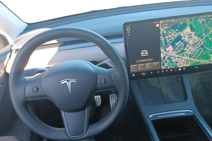 Tesla Model Y vaihtoauto