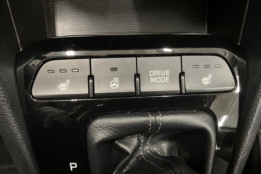 Kia Stonic vaihtoauto