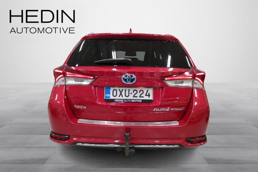 Toyota Auris vaihtoauto
